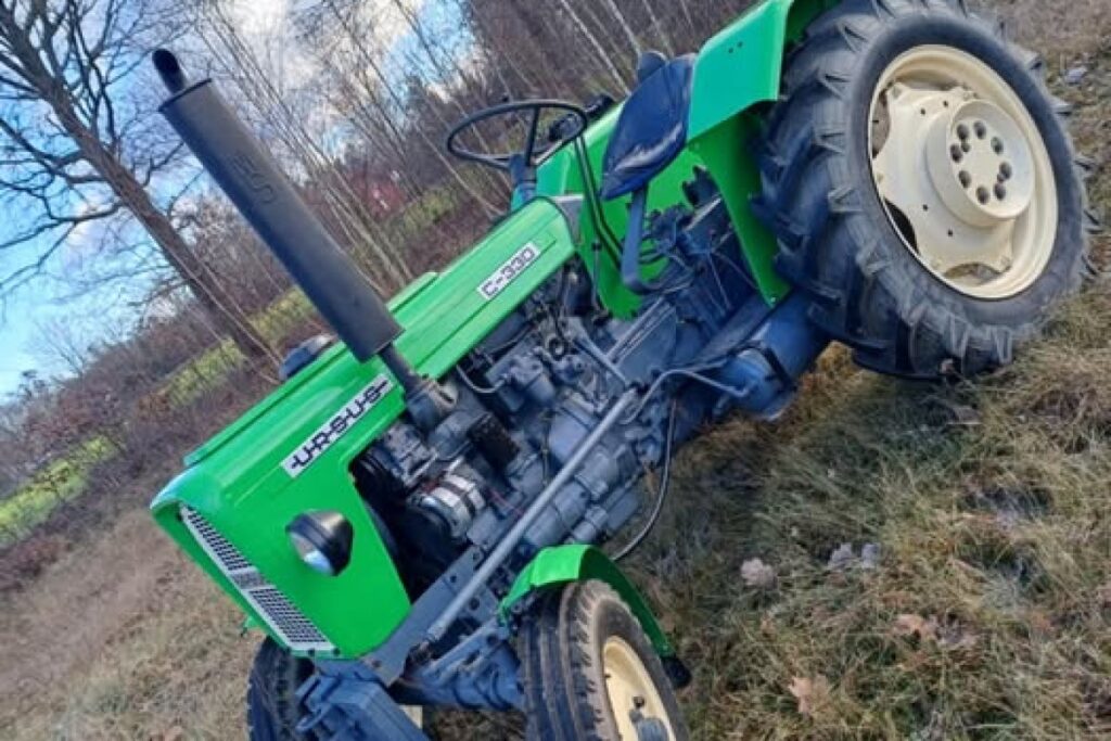 tractor Massey Ferguson
