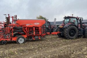 modern tractor field