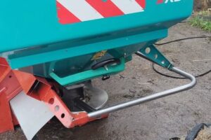 fertilizer spreader