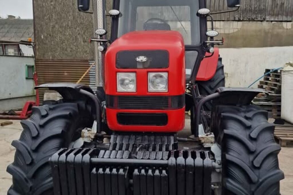 tractor Belarus