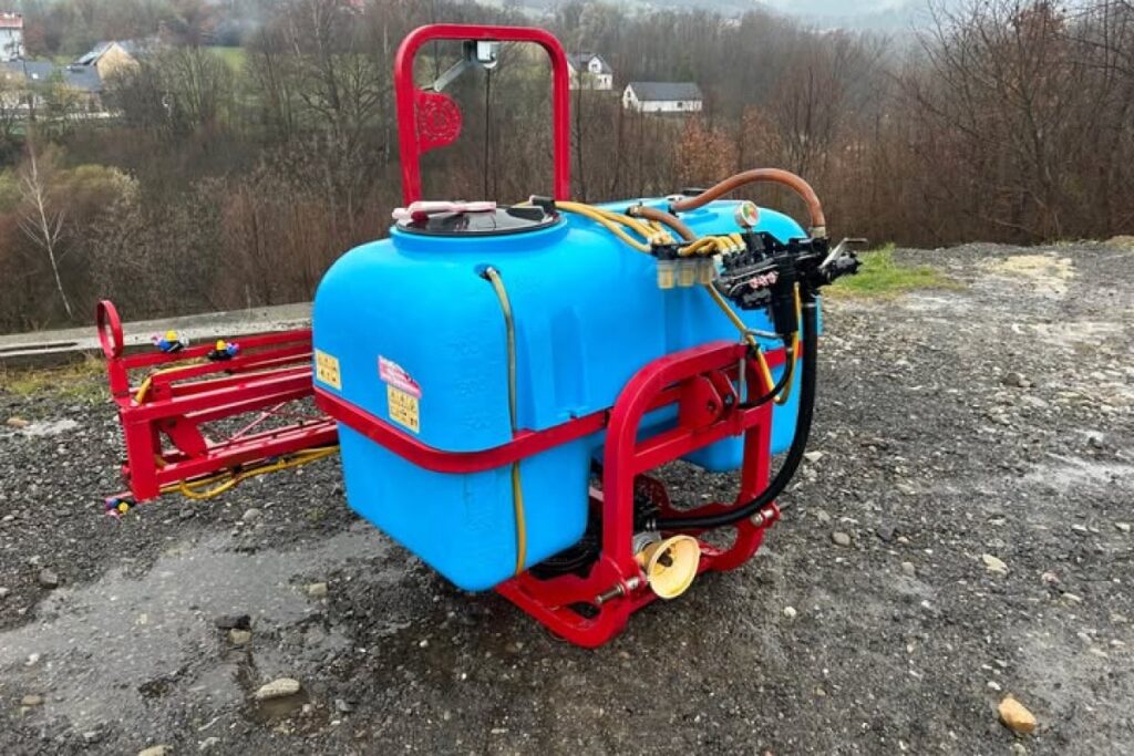 field sprayer agricultural