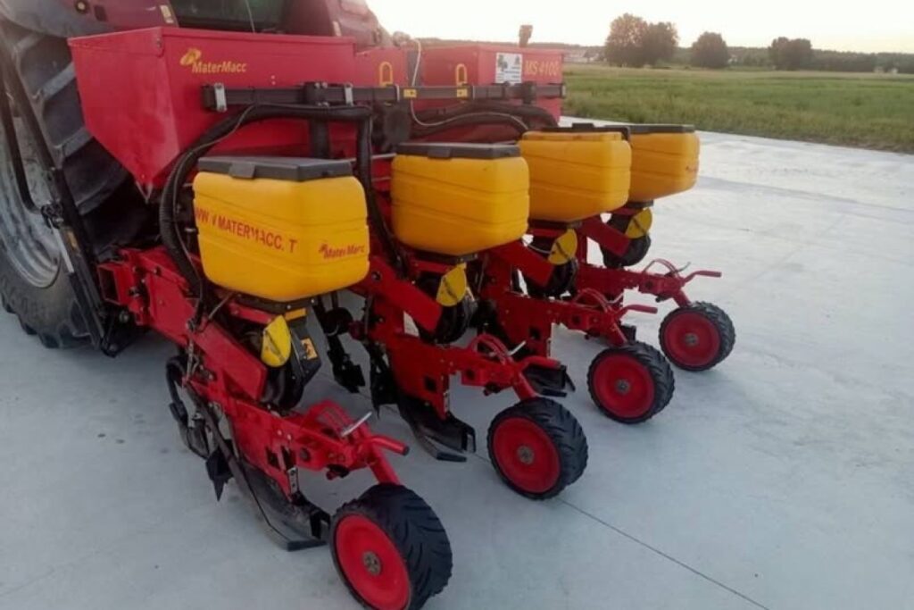 corn seeder machine