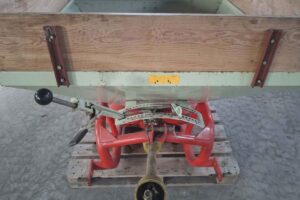 fertilizer spreader