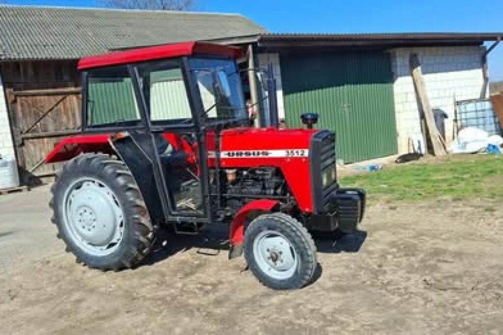 agricultural tractor