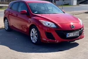 mazda 3 car