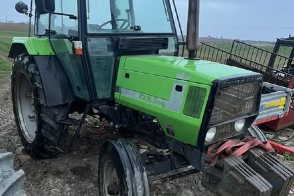 agricultural tractor
