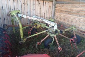 agricultural tractor