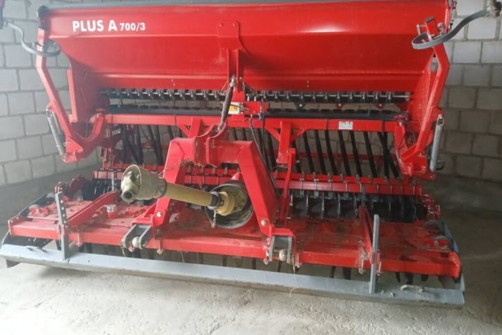 agricultural seeder