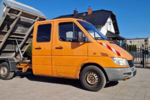 Mercedes Sprinter truck