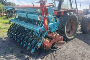 agricultural seeder machine