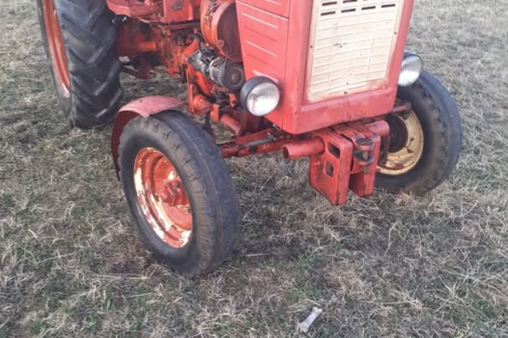 tractor