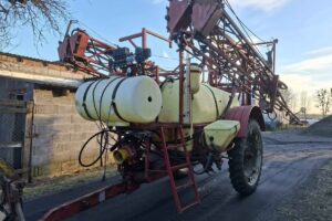 agricultural sprayer
