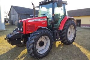 agricultural tractor