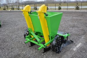 potato planter machine