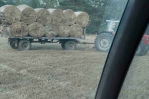 straw trailer