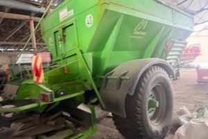 lime fertilizer spreader