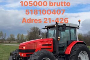 agricultural tractor