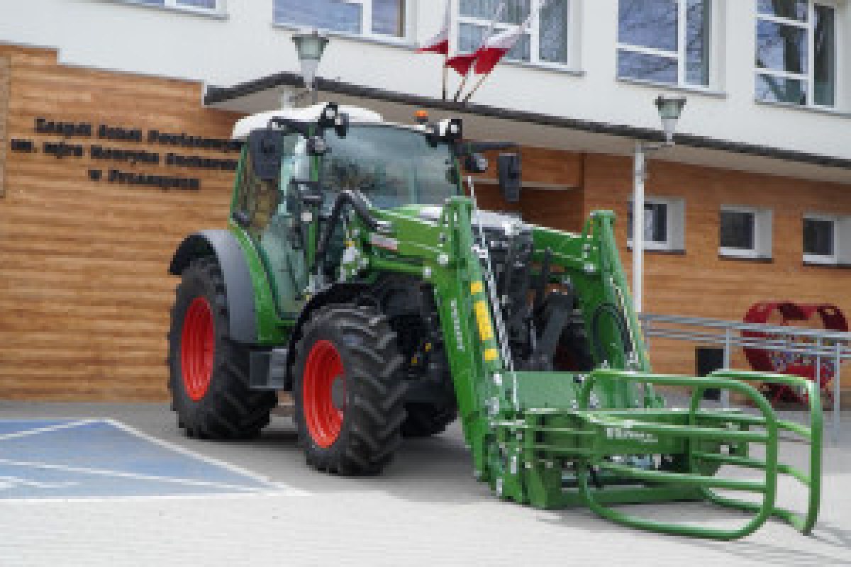electric tractor school