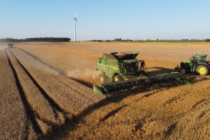 tractor field technology gap