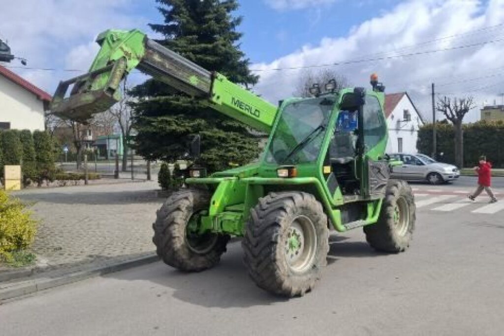 telehandler machine