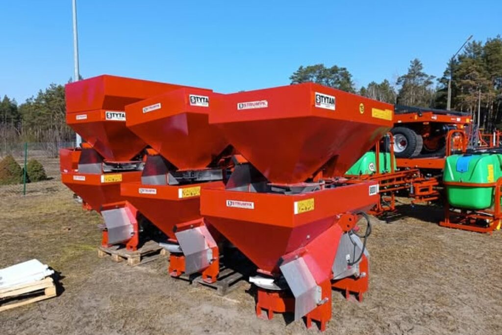 fertilizer spreader