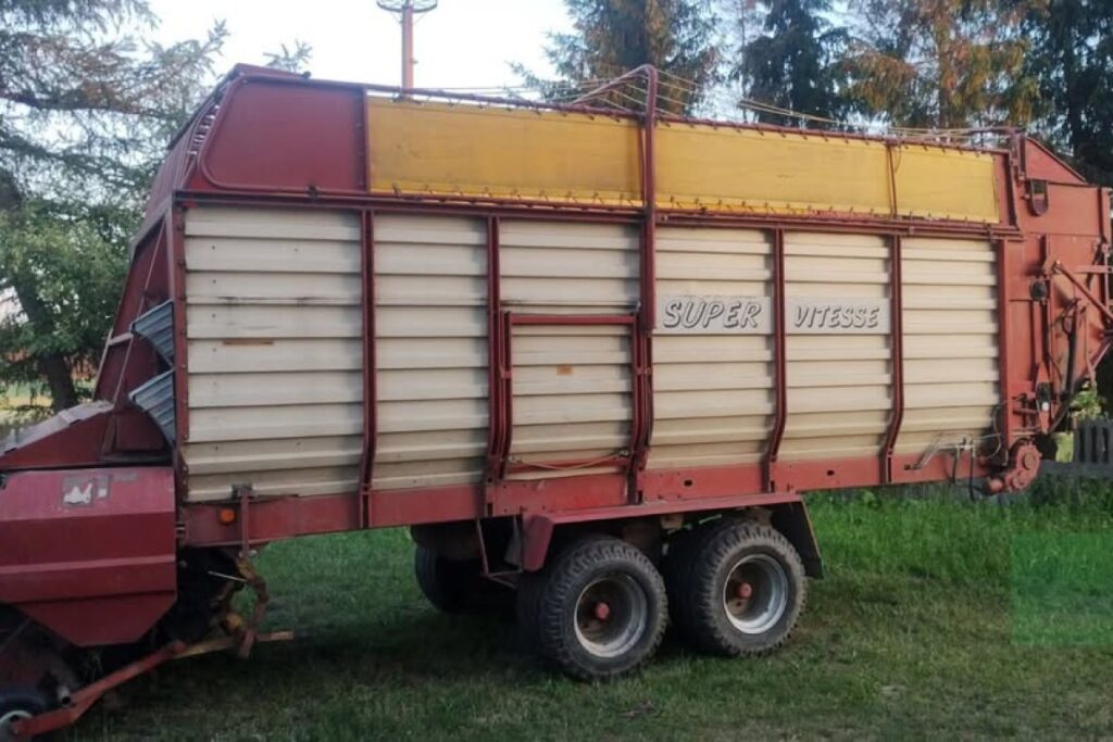 self loading trailer