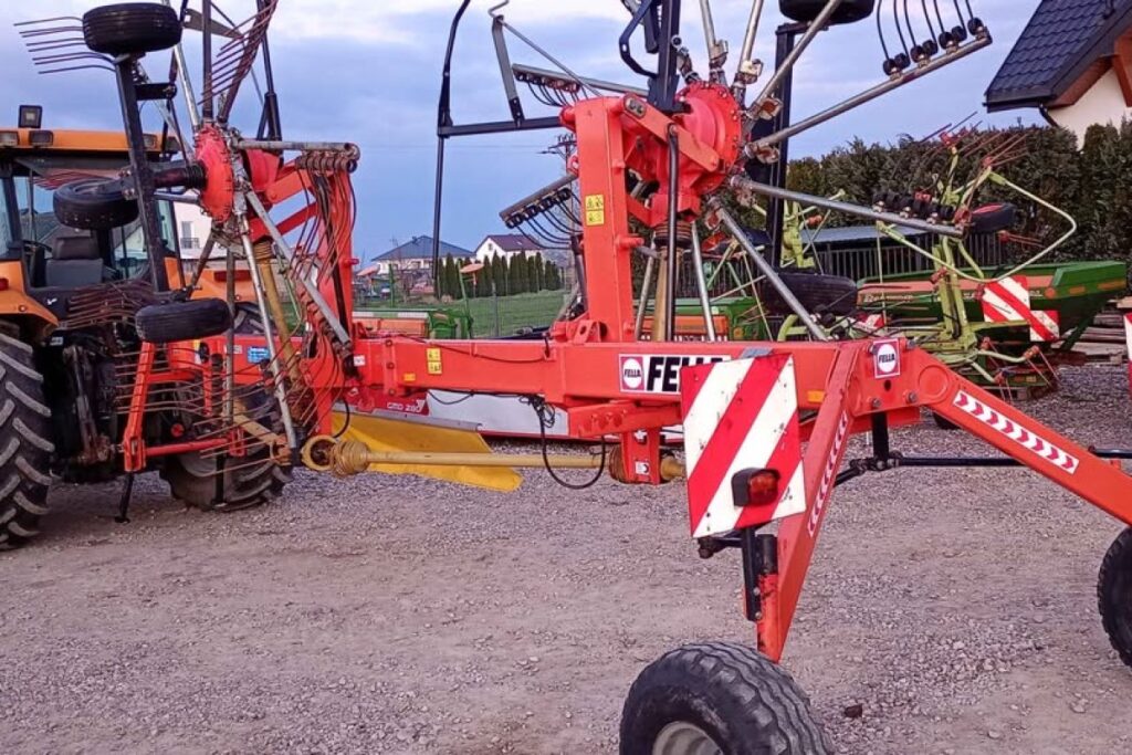 agricultural rake machine