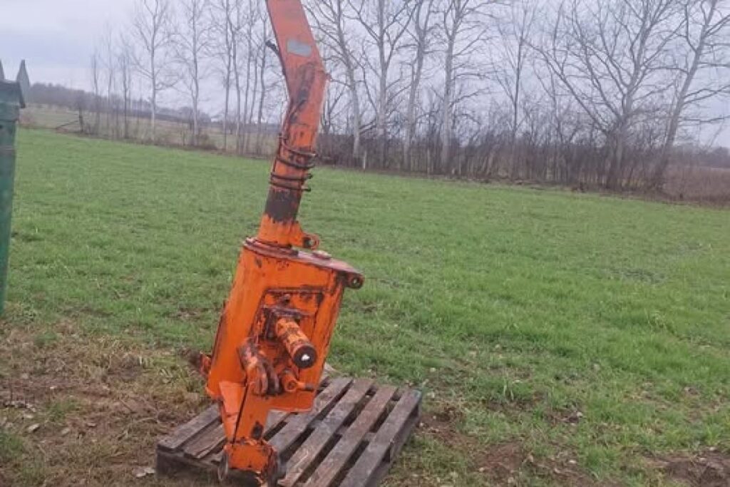 forest trailer crane