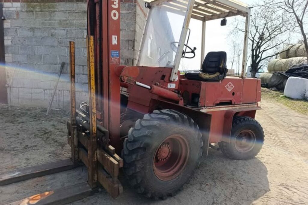 rough terrain forklift