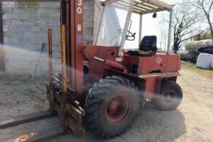 rough terrain forklift