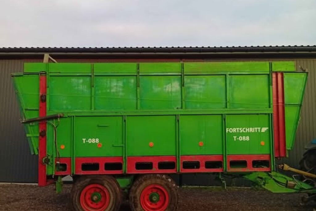 agricultural trailer