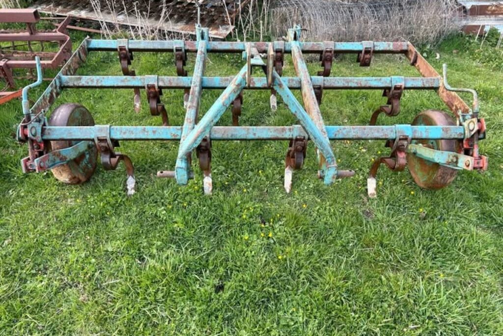 agricultural cultivator