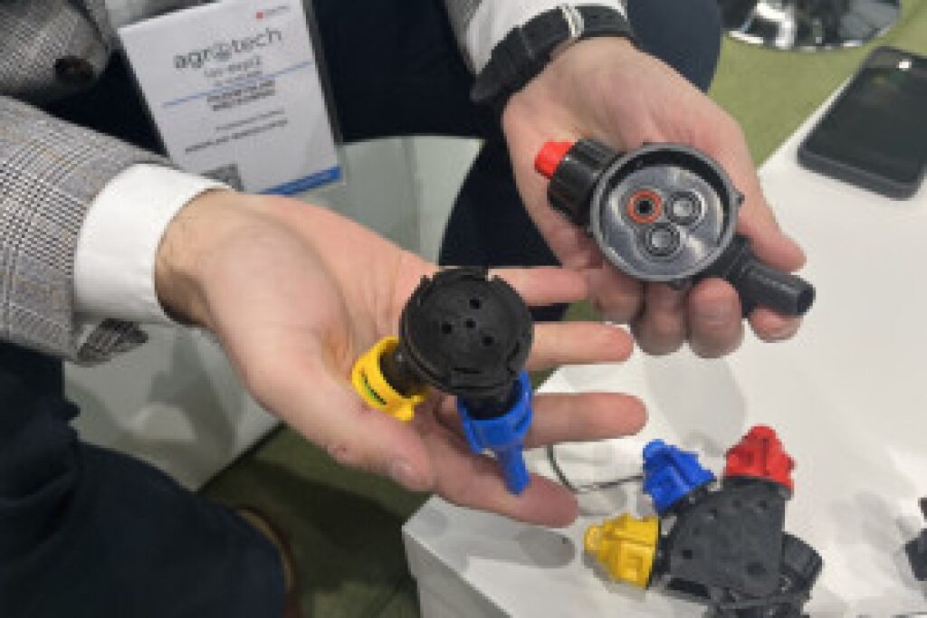 agricultural sprayer nozzle