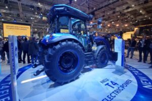 electric autonomous tractor