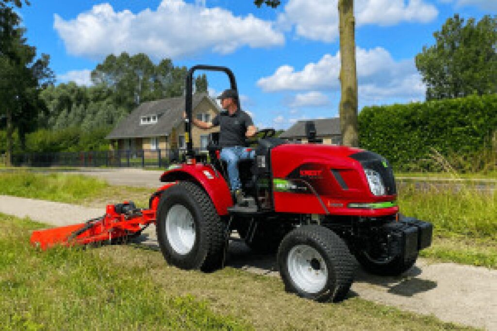 bankrupt tractor factory