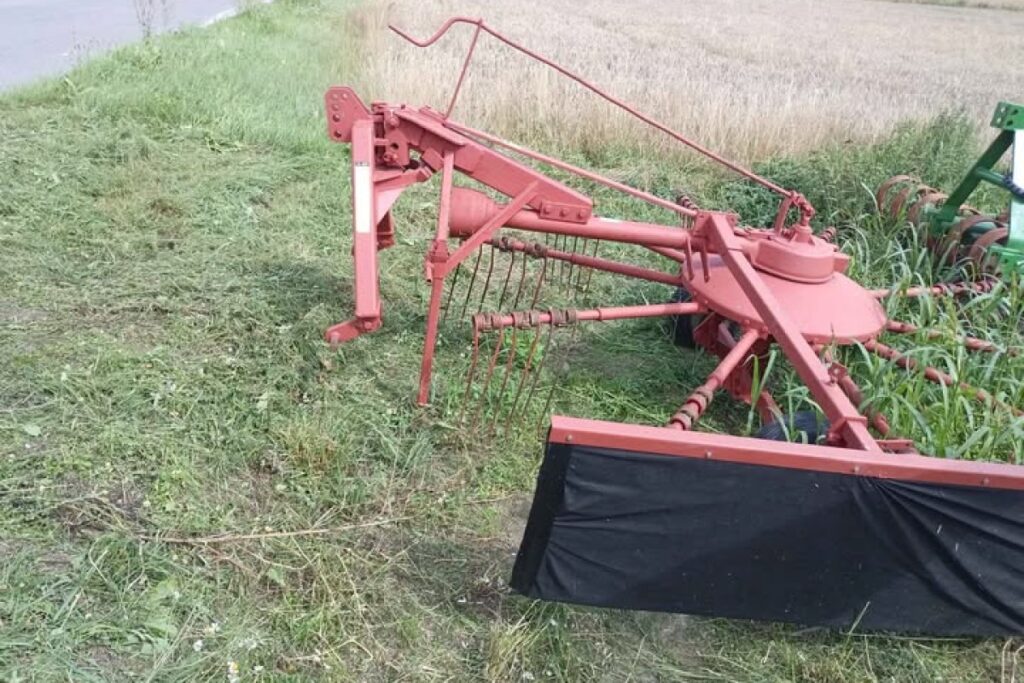 agricultural hay rake