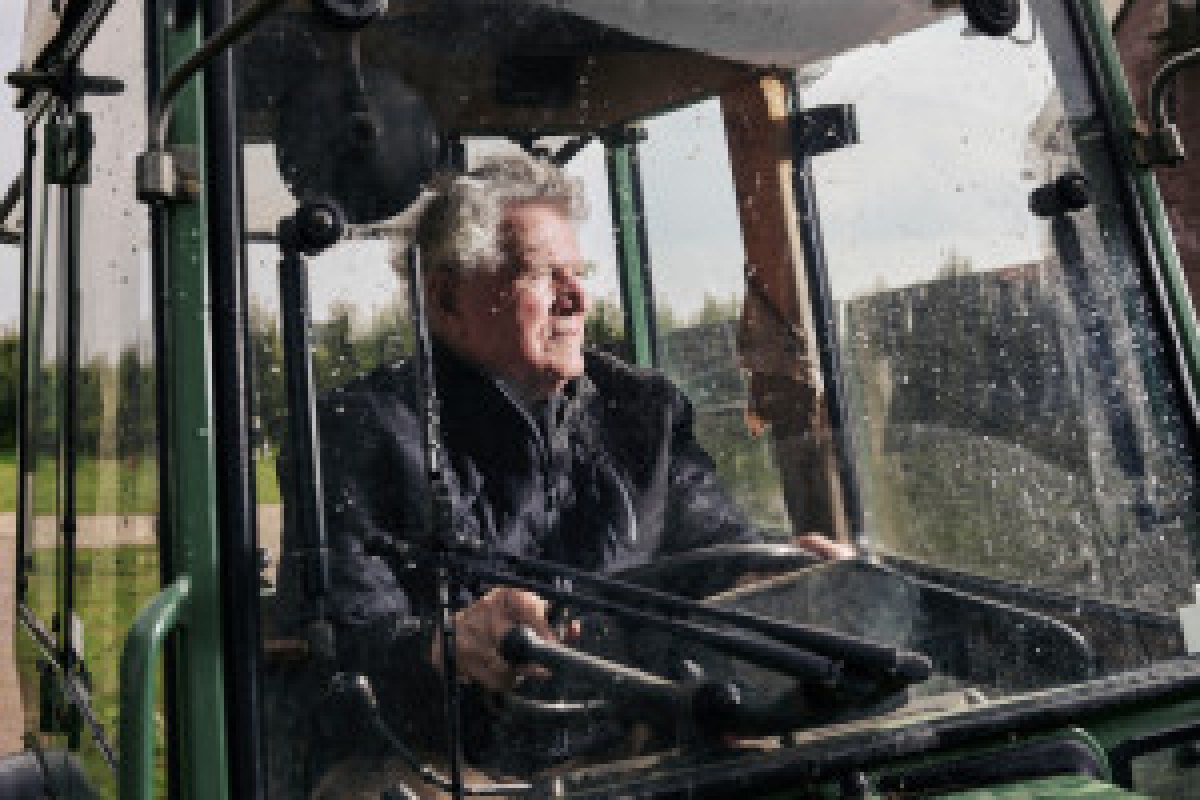 tractor ergonomic seat