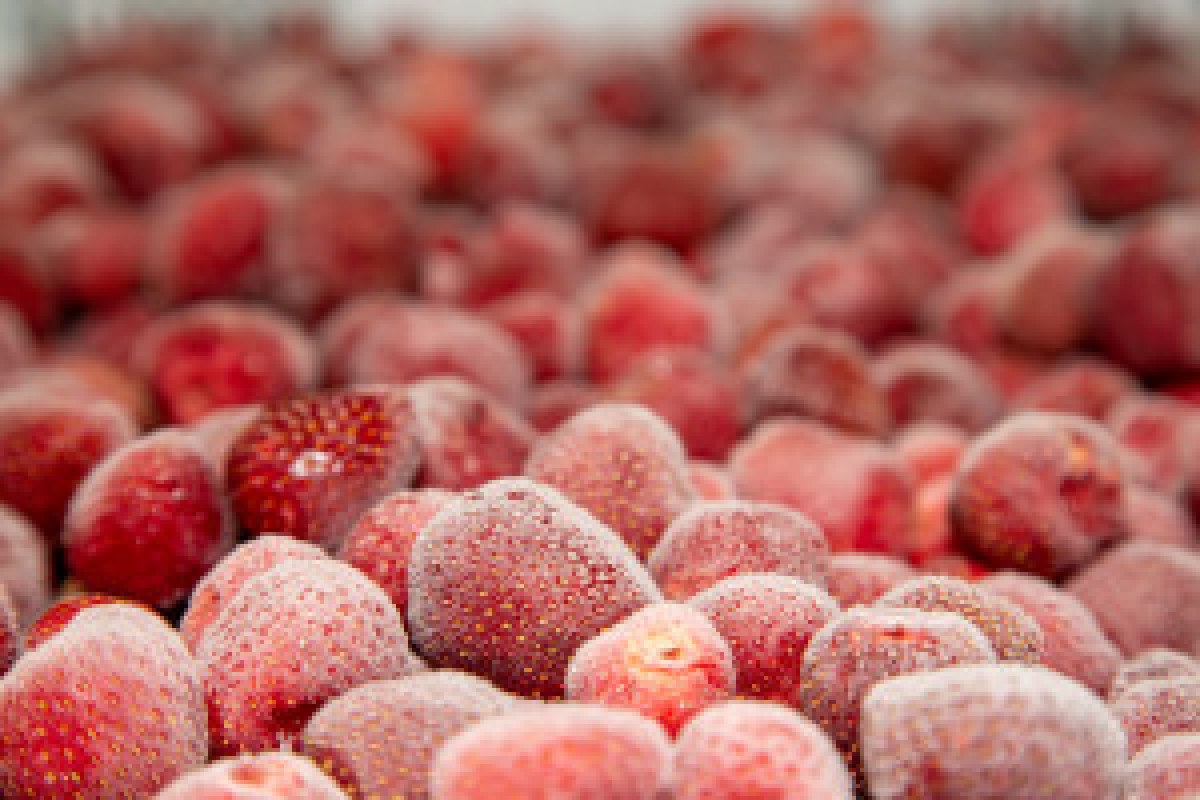 frozen strawberries container
