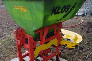 fertilizer spreader