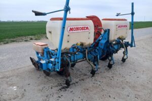 corn seeder machine