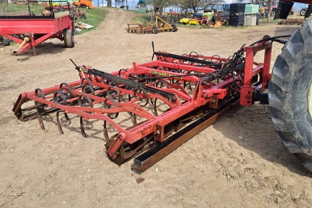 agricultural cultivator