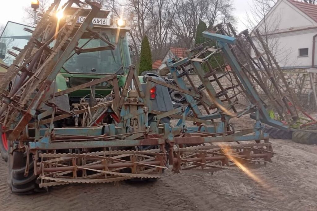 agricultural cultivator