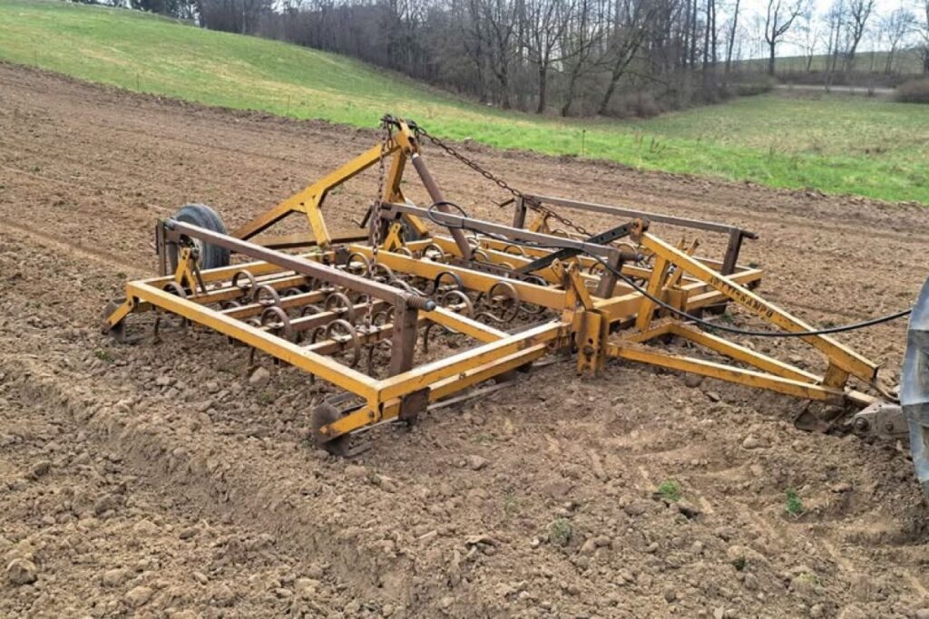 agricultural cultivator