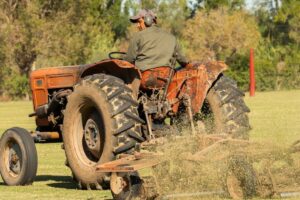 tractor field Argentina