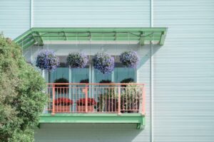 modern balcony garden