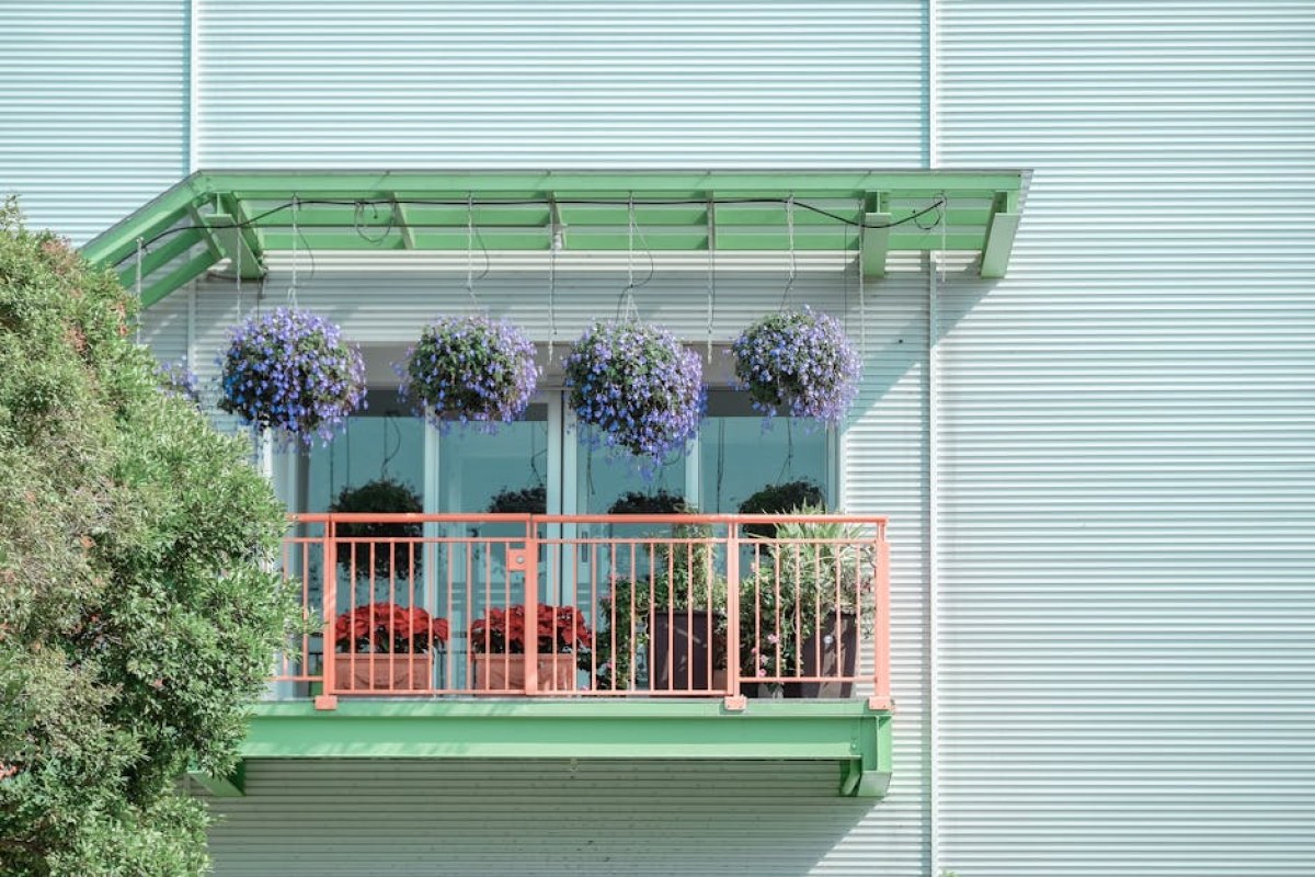 modern balcony garden