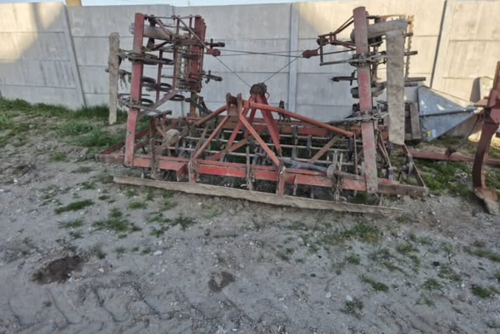 cultivator machine