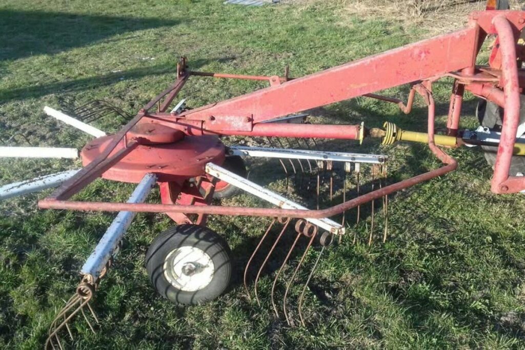 agricultural hay rake