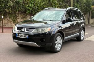 mitsubishi outlander car