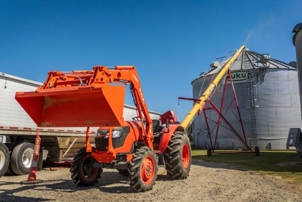 farm tractor loader